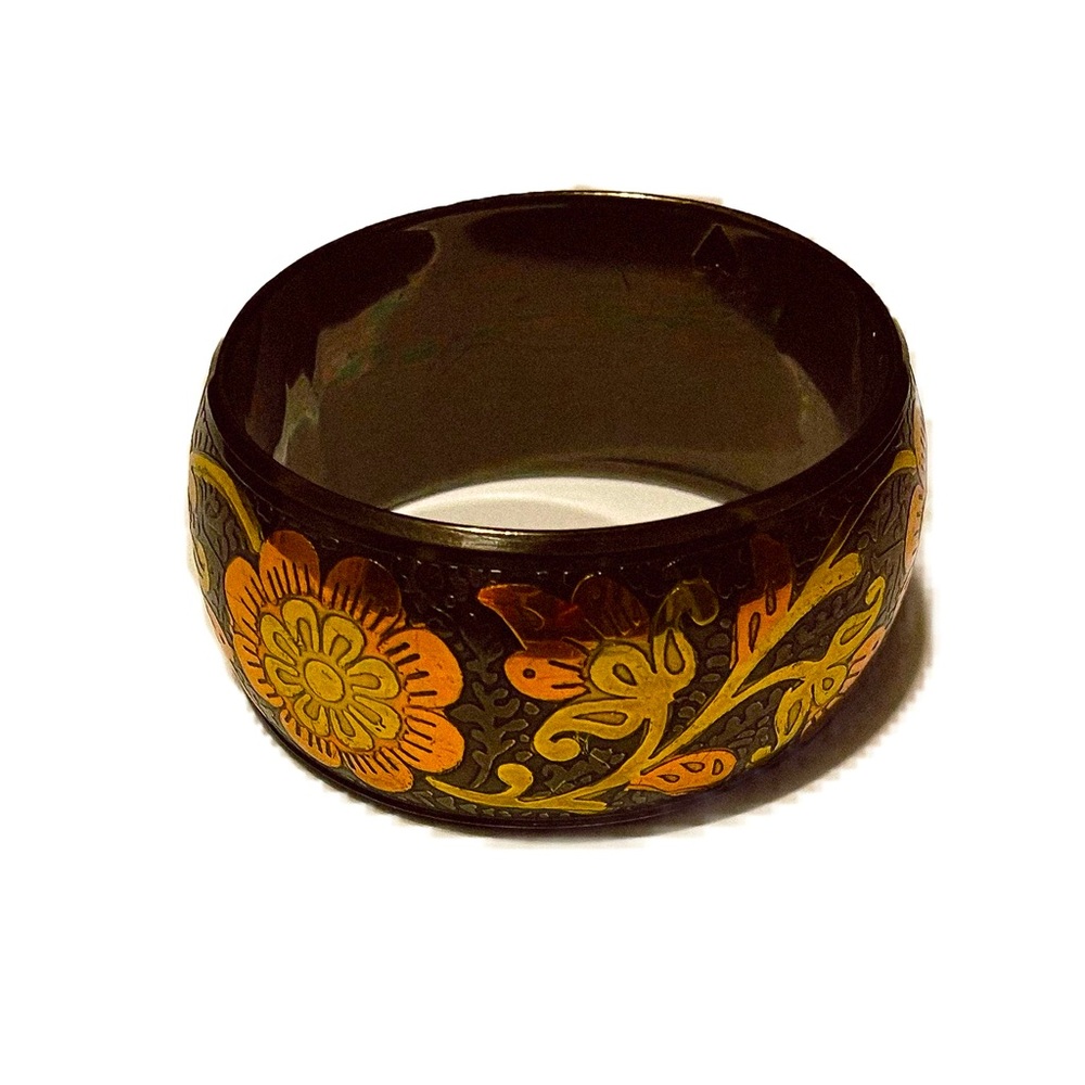 Beautiful Wide Floral Bangle with Heart Punch Out Marking